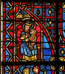En statue af Jomfru Maria