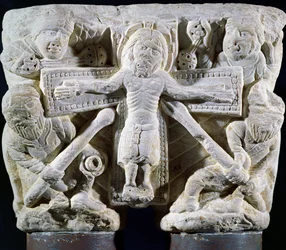 Kristus på korset, relief på en hovedstad af to søjler (marmor)