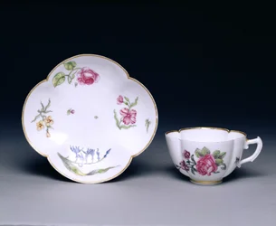 Kop og underkop, Vincennes, ca. 1745-52 (porcelæn)