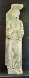Kvindefigur (kalksten)
