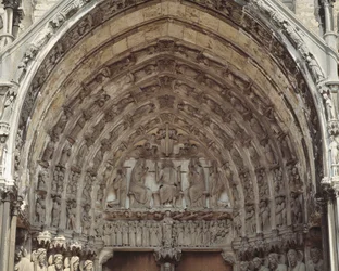 Gotisk kunst: Tympanum i den centrale bugt i den sydlige portal af Basilica of Notre Dame de Chartres