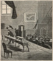 La liquefaction des gaz dans le laboratoire de Raoul Pictet (1878) - Raoul Pierre Pictet (1846-1929) schweizisk fysiker, udfører et eksperiment for at fortætte og størkne brintgas, og studerede egenskaber af stoffer ved lave temperaturer - Gravering i "Sci