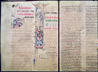 Ms 1215 t.4 f.56v Historikert initial H, der viser en kentaur, og historisk initial I, der forestiller Johannes-ørnen, der gør kætteren Arius til tavshed, fra Johannesevangeliet, St. Etienne Hars bibel