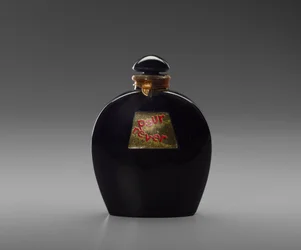 To Dream, ca. 1930 (glas og papir)