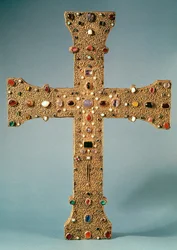 Relikviekors af Abbey of Valesse (forgyldt træ, bjergkrystal og halvædelsten)