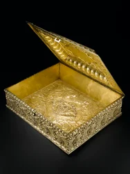 Silver-gilt rectangular casket with hinged lid, stepped in center, from the Lennoxlove toilet service, owned by Frances Teresa Stewart, Duchess of Richmond and Lennox: French, Paris, 1666- 1667dani