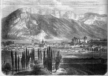 Udsigt over byen Annecy, taget fra vejen til Genève. Haute Savoie (74)