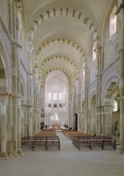 Udsigt over skibets indre, c.1120-50