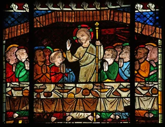 Vindue w14, der forestiller Kristus, viser sig for de forsamlede apostle som ved den sidste nadver
