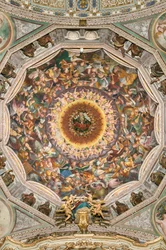 Assumption of the Blessed Virgin, kendt som "The Choir of Angels playing music", Kuppelen på tværskibet, fra 1534 (fresco)