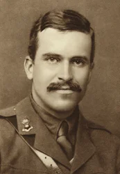 Donald Hankey (1884-1916), engelsk soldat og forfatter