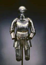 Tæt hjelm og delvis rustning i Maximiliansk stil, Nürnberg, ca. 1525