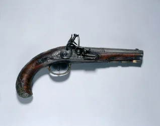 Flintlock Pistol, tøndemager Johann Andreas Kuchenreuter (1716-1795), ca. 1750 (stål, valnød, messingbeslag, tønde indlagt med guld, messing og sølv)