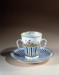Tysk kunst: Krus med trembleuse-dekor i porcelæn fra Meissen. 1730. Paris, dekorativ kunst