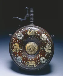 Pulverkolbe, ca. 1620-50 (valnød med elfenben og stål)