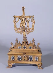 Relikvieskrin eller chasse, Rhenish School-stil (bronze med bjergkrystaller)