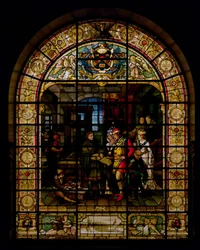 William Caxton viser sin første trykte bog til Edward IV og hans kone, Elizabeth Woodville i 1477, af Mayer og Co., München-baseret firma aktiv i London, ca. 1880 (mosaikvindue)