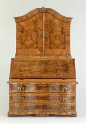 Skrivebord, ca. 1730 (træ)