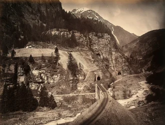 En strækning af San Gottardo-jernbanen ved Faido
