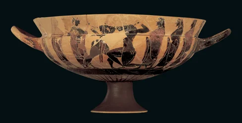Attisk siana kop med sort figur forestillende Theseus og Minotaurus, 560-550 f.Kr.