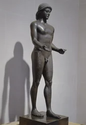 The Apollo of Piombino (bronze) (se også 94610, 98014 og 177203)