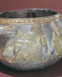 Drikkebæger forestillende skytiske soldater (forgyldt sølv) (detalje af 343629)