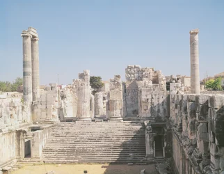 Den store trappe i Apollontemplet, ca. 336 f.Kr