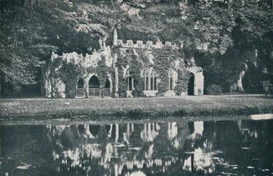 Ruinerne ved Frogmore, c1899, 1901