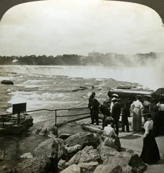 Terrapin Point, Goat Island, Niagara Falls, USA.