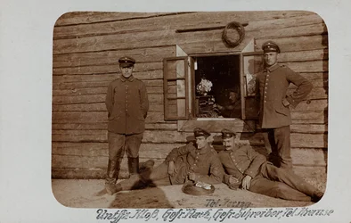 Første Verdenskrig: Ukraine i årene 1914-1916 under den tyske hærs invasion. Gruppe af soldater