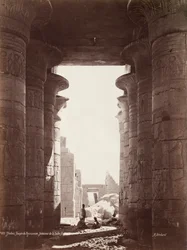 Theben, Ramesseums tempel, Hypostylehallens indre