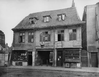 Gammelt hus, Palace Yard, Lambeth, ca. 1883