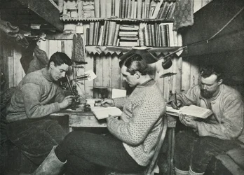 Debenham, Gran og Taylor i deres aflukke, 18. maj 1911, 1913