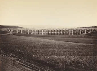 Arcades of Pont Sur Vanne Arcades, bro over ventilen, 1873.