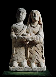 Iberisk kunst: statuette af et par, der bringer en offergave. Skulptur fra Cerro de los Santos, Albacete, Spanien. 4.-2. århundrede f.Kr. Madrid, Museo Arqueológico Nacional