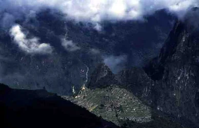 Generel udsigt over citadellet ved Machu Picchu (foto)