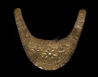 Frontal (lamba), Sumba Island-folk