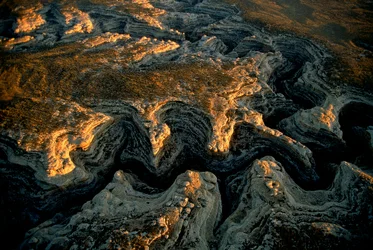 Et luftfoto af en udtørret højslette i Utah - Grand Gulch leverede vand til masser af...