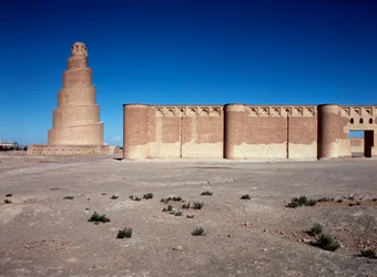 Udsigt over den store moské og hans minaret, Malwiya-tårnet, 847-852