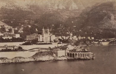 Montecarlo-bugten, 07/1887 (s/h-billede)