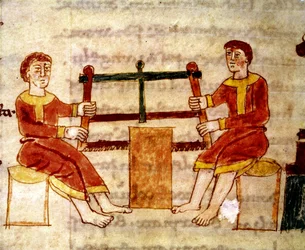 Codex 132 Livre 14 Kap.25 To mænd der saver træ, fra De Universo af Rabanus Maurus (ca. 780-856) 1023