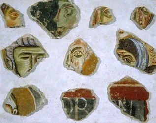 Fragmenter af et middelalderligt vægmaleri fra klosteret Monte Cassino (sten, gips og pigment)