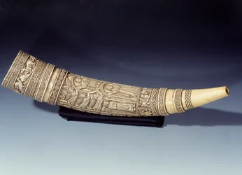 Elfenben oliven fra klosteret Saint-Arnoul i Metz: Kristus og Jomfruen i majestæt (i herlighed). Fremstillet i det sydlige Italien. 11. eller 12. århundrede. Søn 0,64 m Paris, middelalderens nationalmuseum, Thermes de Cluny