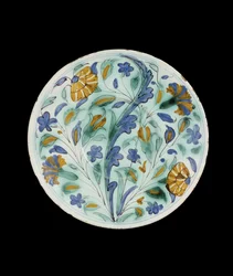 Tallerken efterligner tyrkisk (Iznik) keramik