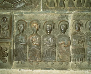 Apostlene, førromansk relief (bronze)