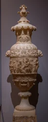 Vase med en klassisk scene: Polyxenas offer, ca. 1825 (alabast)