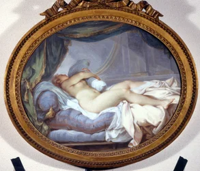 Kvinde klemmer en pude. Jacques Charlier