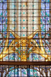Nancy (afdeling 54), Art Nouveau, "" La verriere aux Clematites "" (1901), Glasmaleri af Jacques Grube (1870-1936), på Credit Lyonnais, rue St Georges