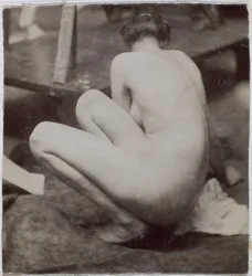 Undersøgelse af en kvindelig nøgenmodel, set bagfra, i Jacques de Lalaings studie, forundersøgelse for element til et springvand på Musee des Beaux arts, Tournai og til et cirkulært springvand
