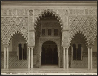 Alcázar, døråbning til de mauriske kongers soveværelse